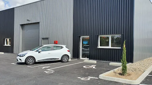 Carle automobile à Veauche