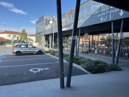 Cave 1909 à Veauche