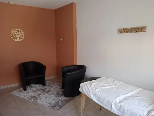 Energéticienne Chrystelle COTTIN PAYET, thérapie psycho-corporelle en mémoire cellulaire, massage bien-être à Veauche